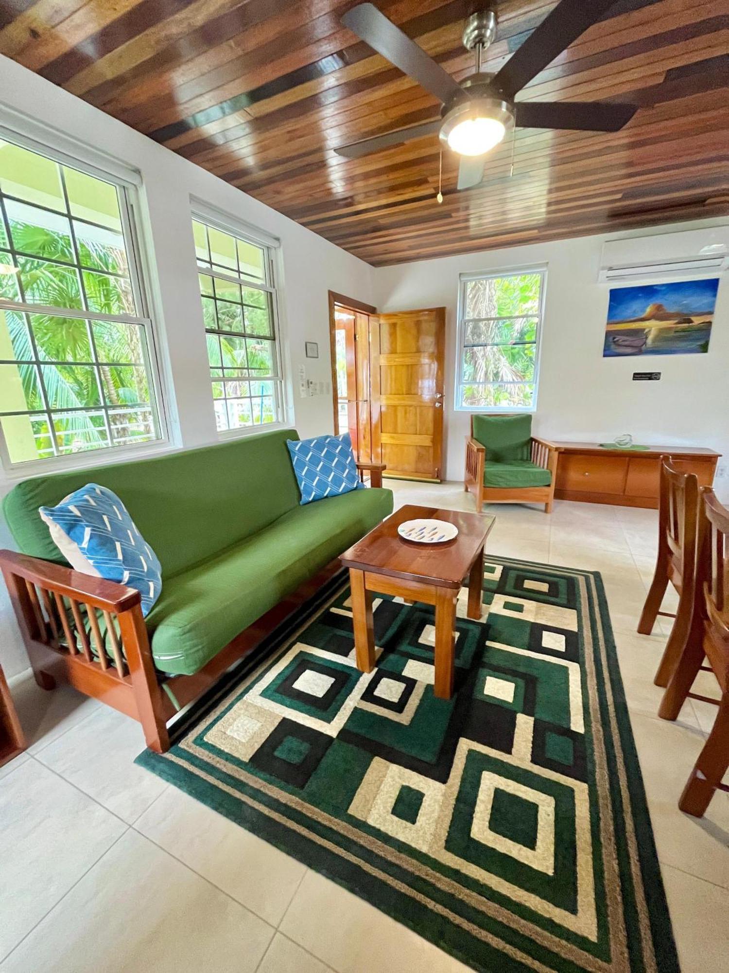 Caribbean Sunrise Villa เคย์คอล์กเกอร์ ภายนอก รูปภาพ